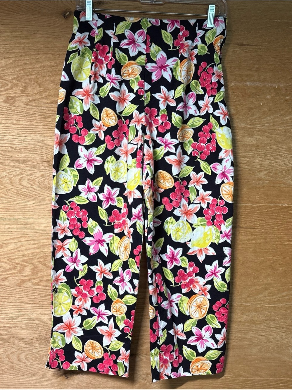 Tropical Floral Black Crop Pants Capri